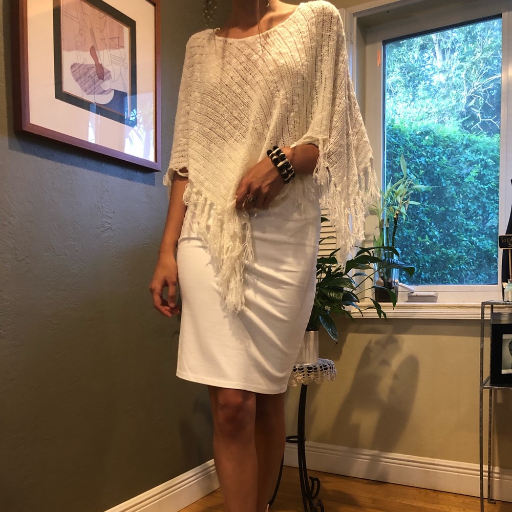 New York and company white/cream knit top